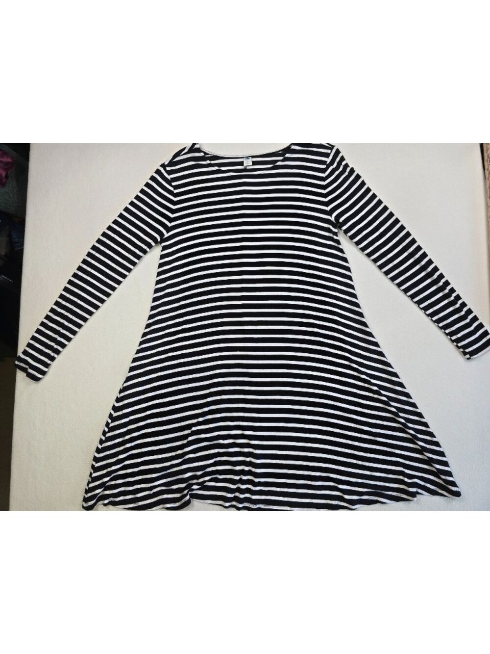 Old Navy Large Black & White Striped Long Sleeve Dress